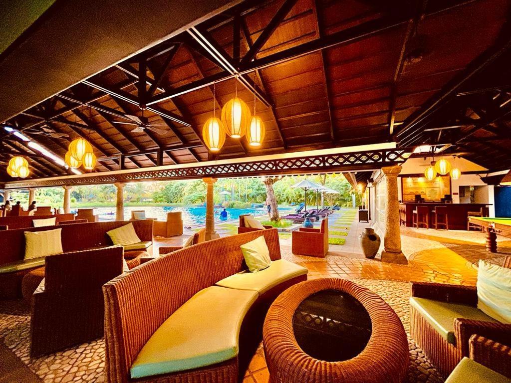 Plumeria Lake Resort & Spa Vayalar Экстерьер фото